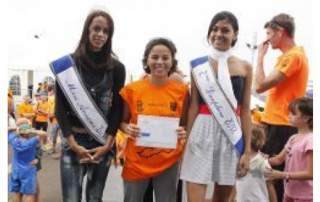 LA GAGNANTE DU BILLET D'AVION ALLER/RETOUR MAURICE